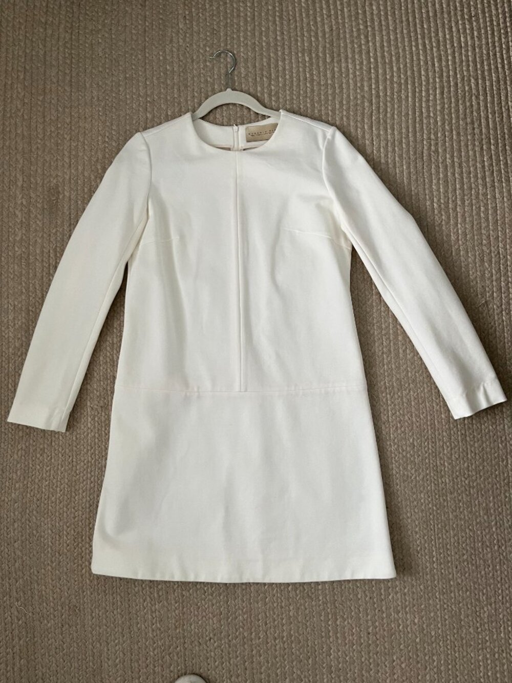 Classic Six Twiggy Shift Dress in Ivory Size 6 NWOT